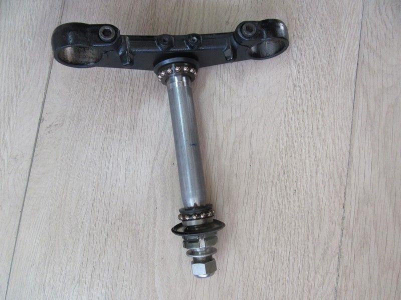 Té inférieur Yamaha FZ6 2004/2007