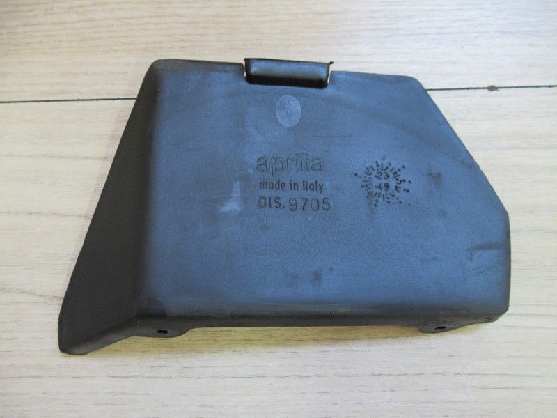 Cache de protection régulateur Aprilia RS 125 1996-1998