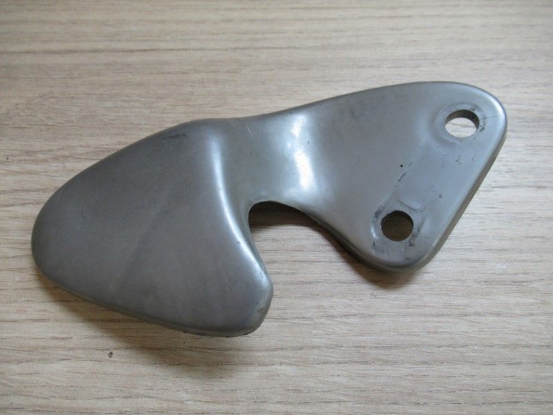 Protection repose-pied avant droite Aprilia RS 125 1996-1998 (DIS9477DX)