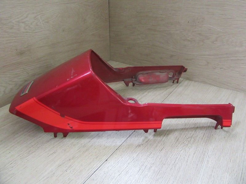 Coque arrière Honda 750 VFS (RC07) 1982-1985 (77200-MBO-0000)