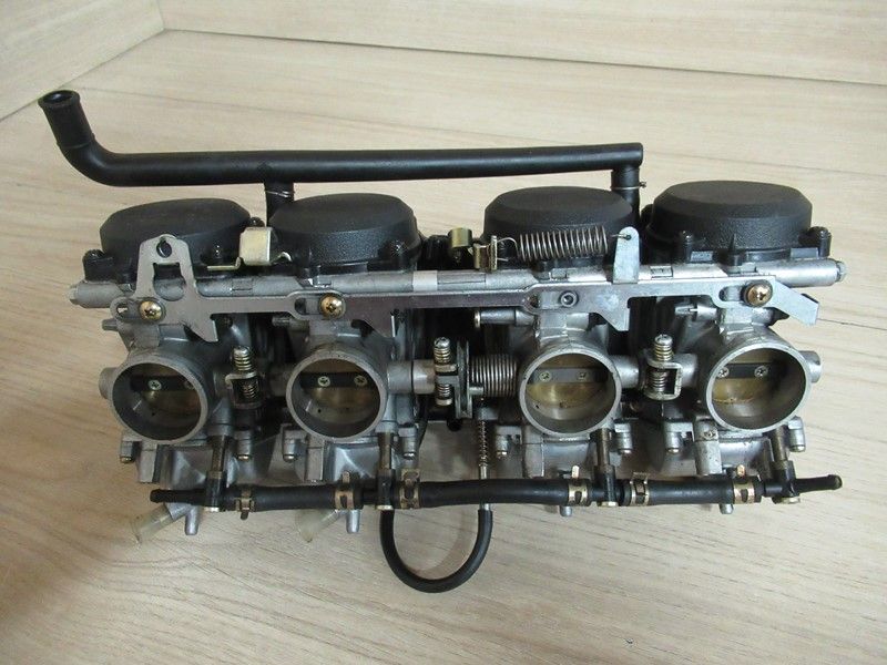 Rampe de carburateur Kawasaki ZZR 600 1993-2003