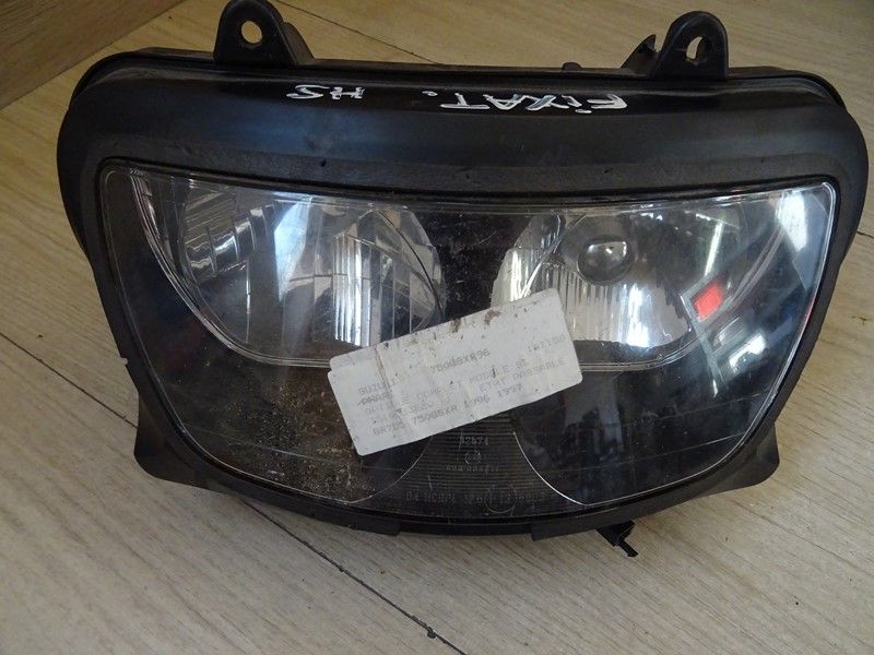 Phare optique avant Suzuki 
750 GSXR SRAD type GR7DD 1996/1999