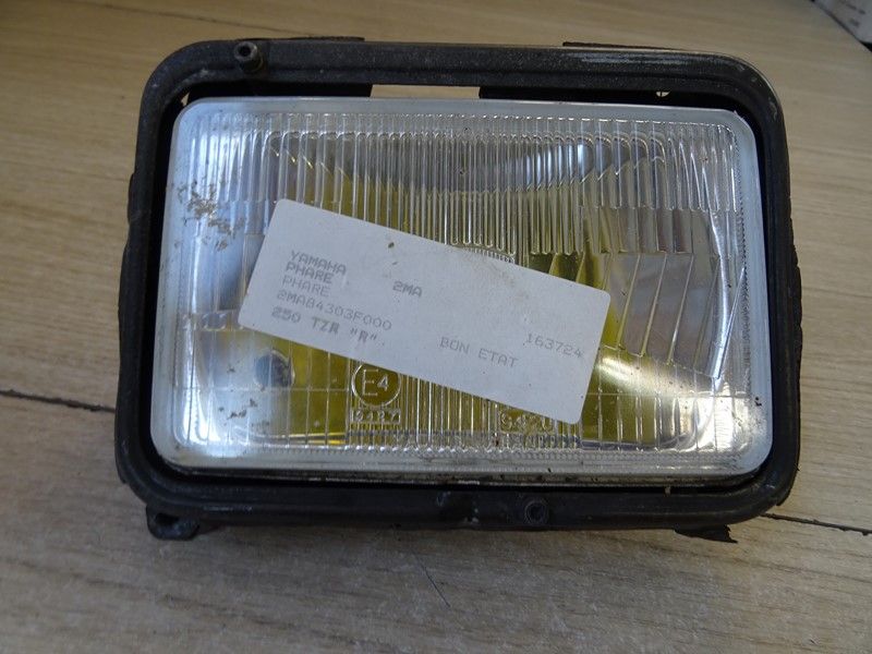 Optique phare avant Yamaha 
250 TZR type 2MA 1986/1989