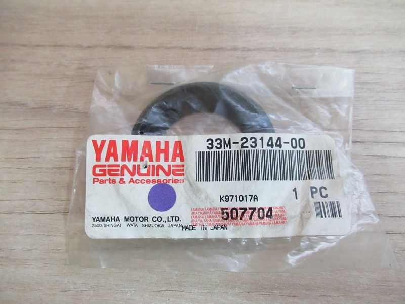 Cache poussière de fourche Yamaha FZ 600, SRX 600 1986-1988 (33M-23144-00)