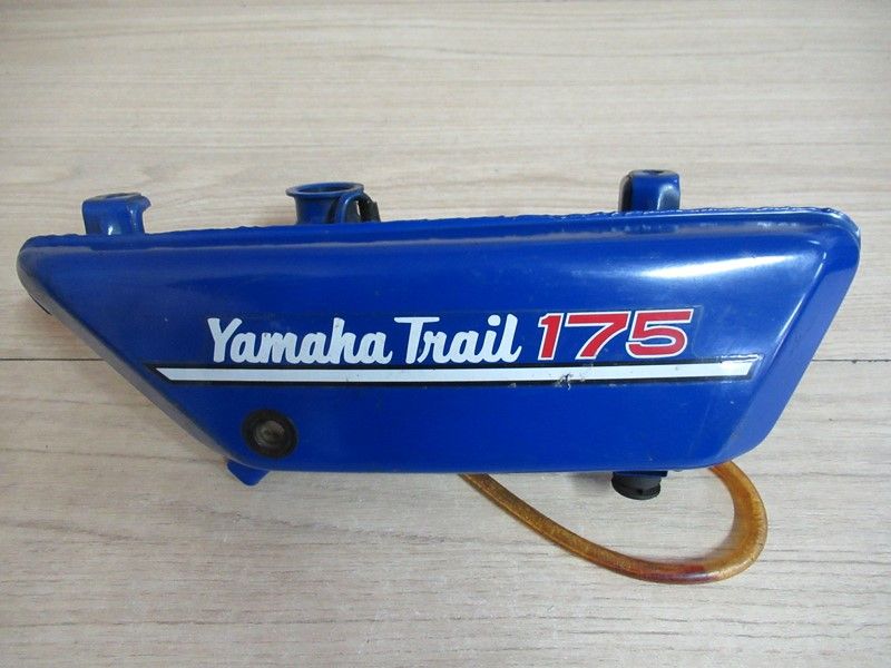 Réservoir d'huile Yamaha DT 175 1974-1975 (437-21705-00-G1)