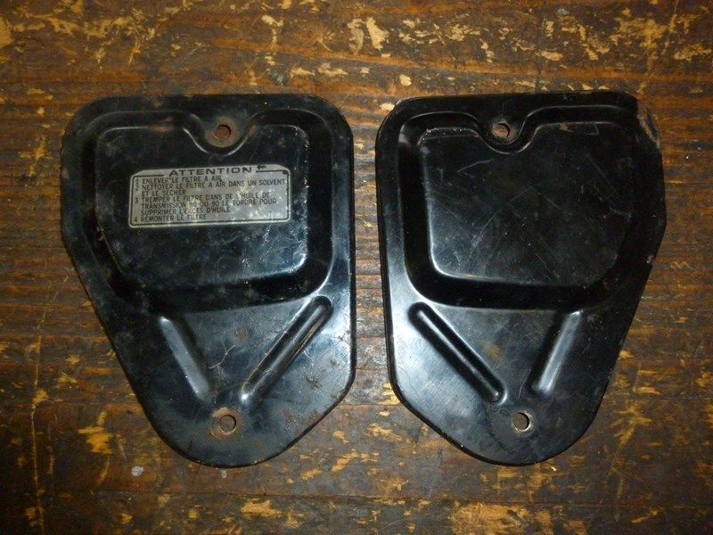 Jeu de deux capots de filtre à air Honda CB125 Twin (1978-80)