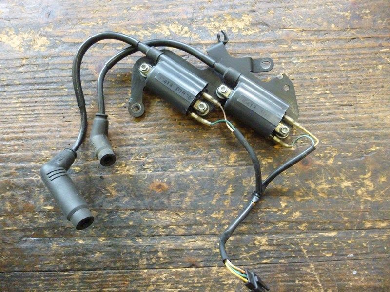 Jeu de bobines haute tension pour cylindres avant Aprilia SL 1000 Falco