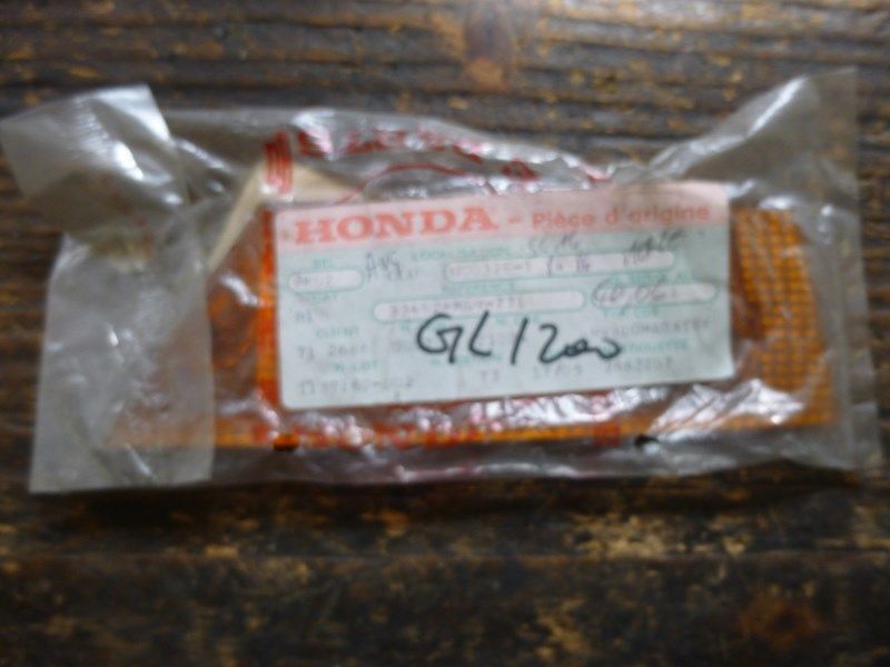 Cabochon de clignotant avant gauche Honda GL 1200 Goldwing (SC14) 1984-86