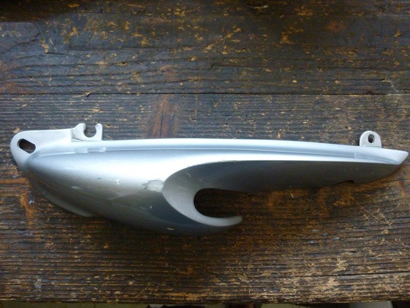 Cache latéral gauche Cagiva 125 Raptor 2004/07 (N301AB)