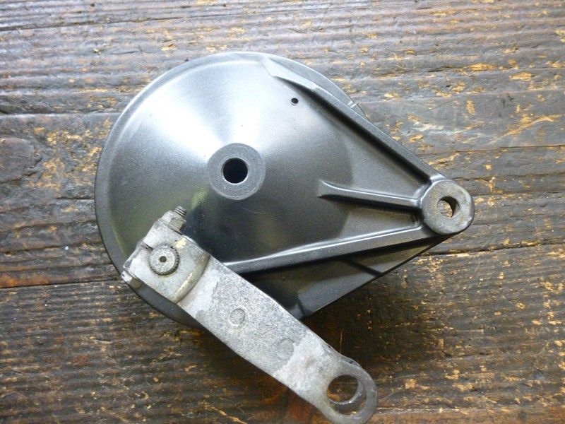 Flasque de frein Honda 125 CBF (JC40A)