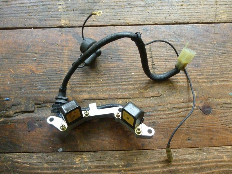 Jeu de capteurs d'allumage Honda 750 VFR (RC24) 1988-89 (30300ML7921)