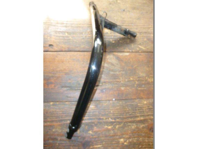 Berceau inférieur droit de cadre Suzuki 650 Bandit 2005-06