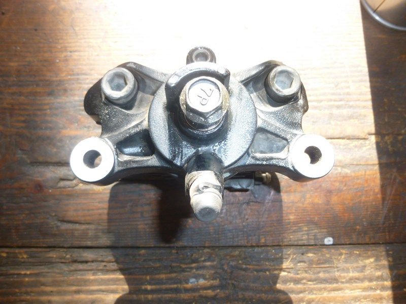 Etrier de frein arrière Suzuki 650 Bandit 2005-06