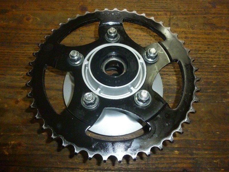 Porte couronne Suzuki 650 Bandit 2005-2006