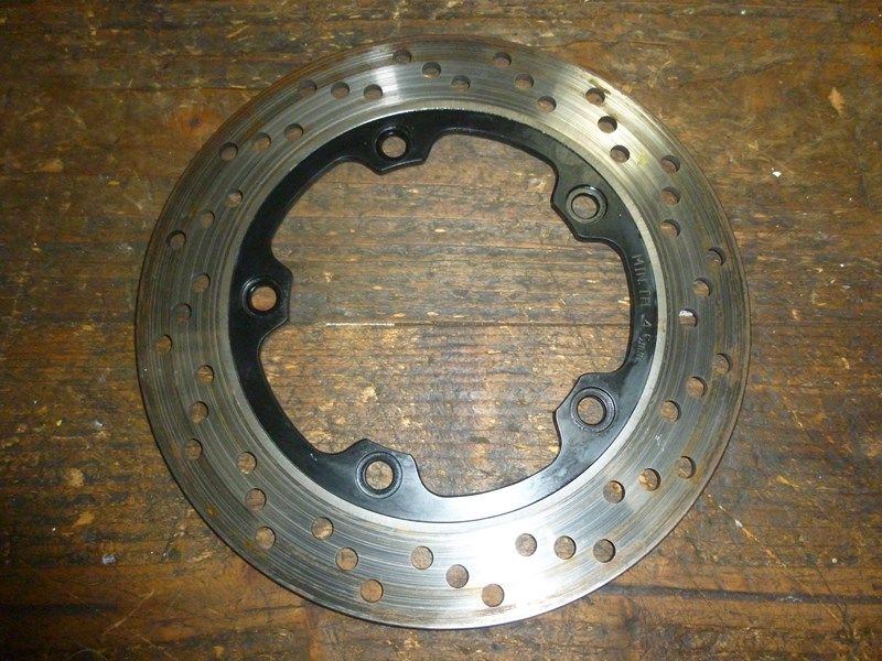 Disque arrière Suzuki SFV 650 Gladius 2009-2014