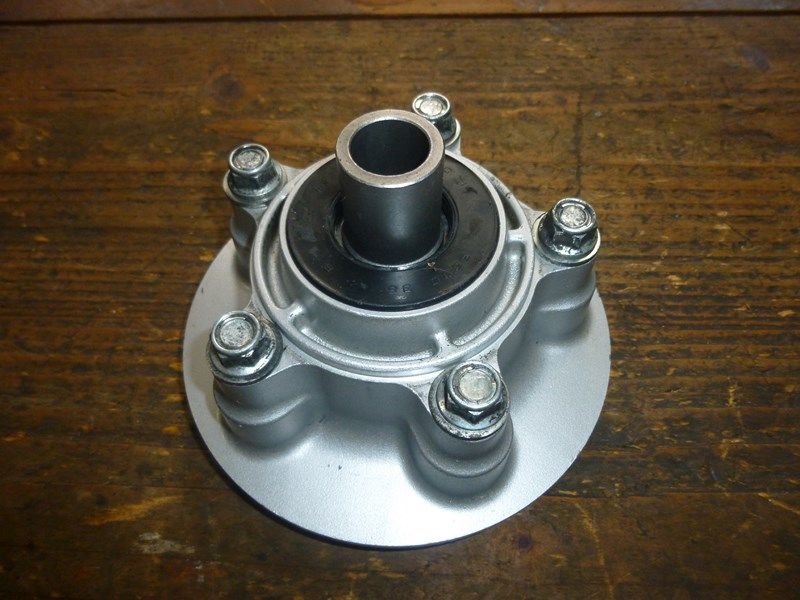 Porte couronne Suzuki SFV 650 Gladius 2009-2014