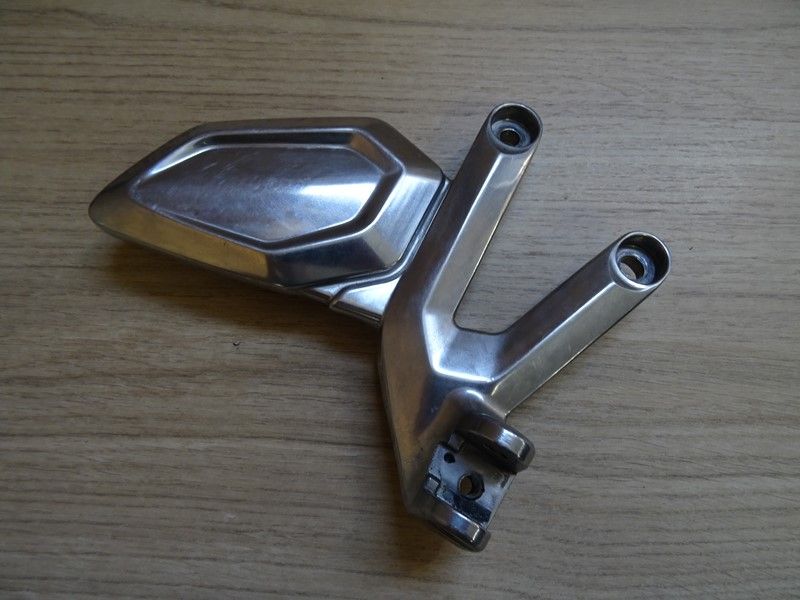Platine pilote droit Triumph 660 Trident 2021/- (T2086847)