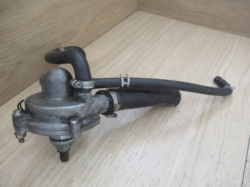 Pompe à eau Suzuki 600 GSR 2006-2010