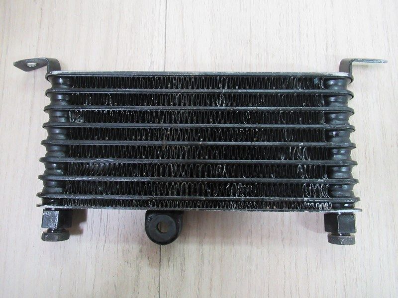 Radiateur d'huile Triumph 955 Spint ST 1999-2004