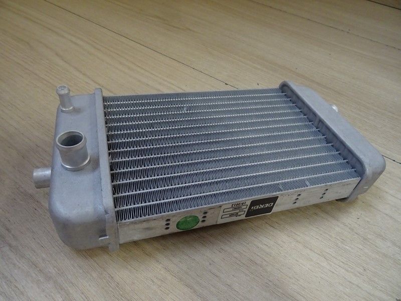 Radiateur Derbi Senda 00/17 Gilera SMT RCR 00/17 Aprilia SX RX 11/17 (86192R)