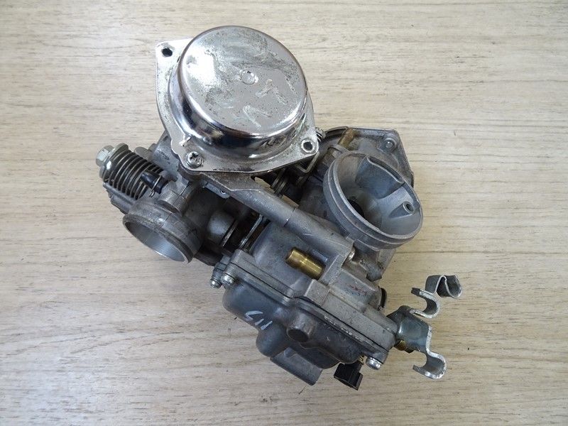 Rampe de carburateurs Honda 500 VTC type PC08 1983/1986