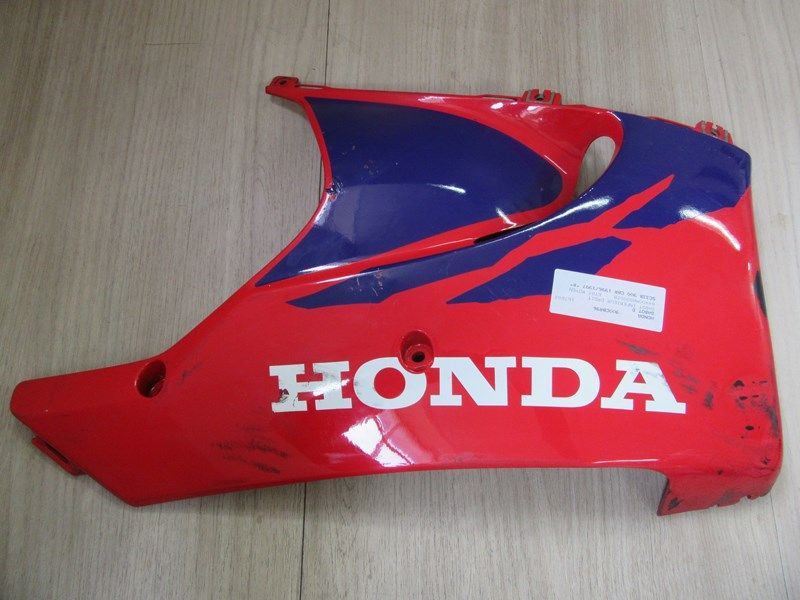 Sabot droit de carénage Honda 900 CBR 1996-1997 (SC33)
