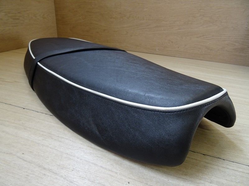 Selle biplace Triumph 800 Bonneville 2001/2006 (T2301932)