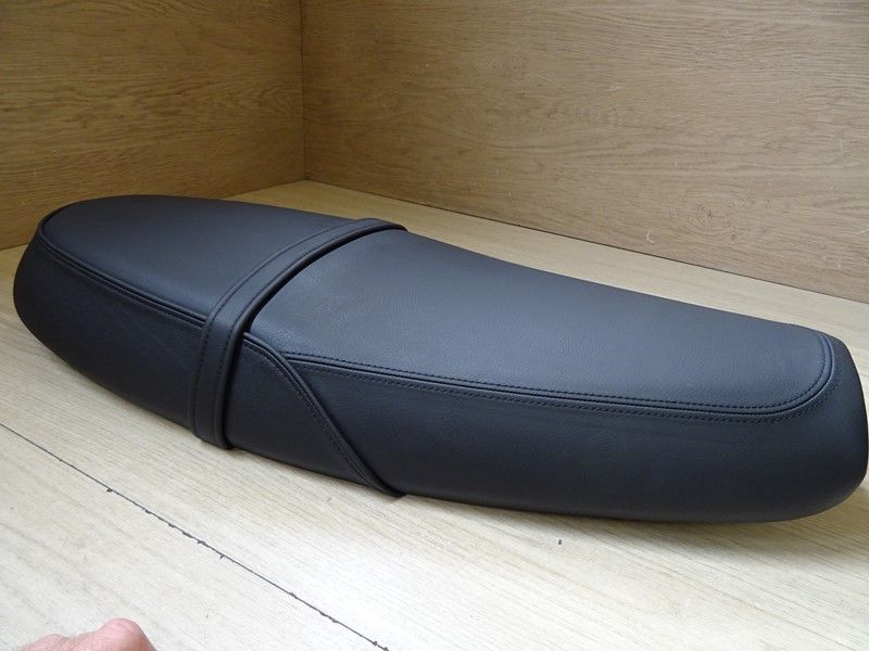 Selle biplace Triumph Bonneville T100 Black 2017/2020 (T2301932)