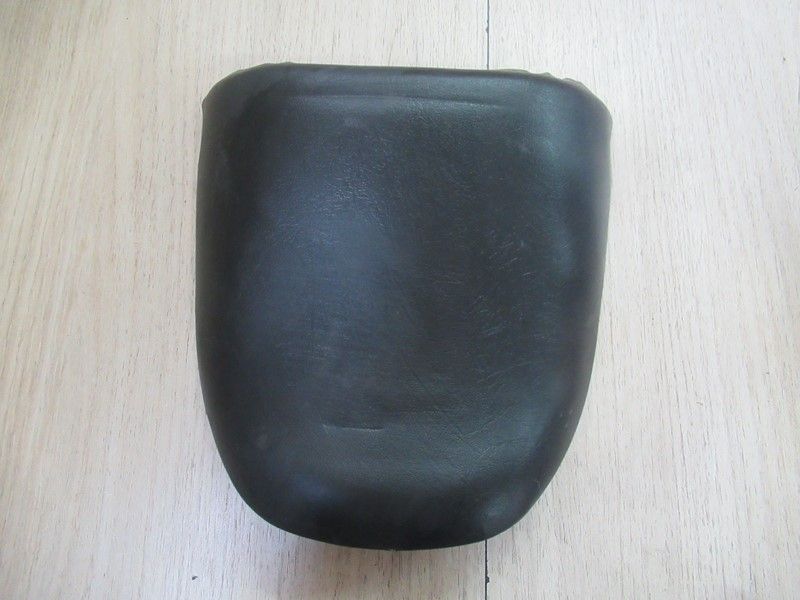 Selle passager Suzuki 400 Bandit 1991-1993 (45300-10D00)