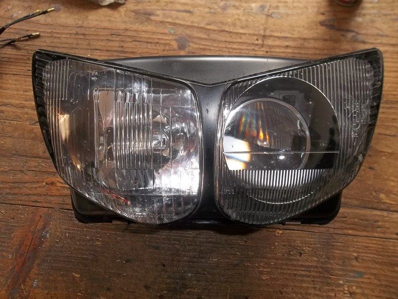 Optique de phare avant Yamaha 850 TDM (4TX)