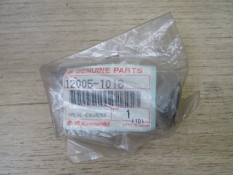 Soupape d'échappement Kawasaki 1100 GPZ 1983/1985 (12005-1016)