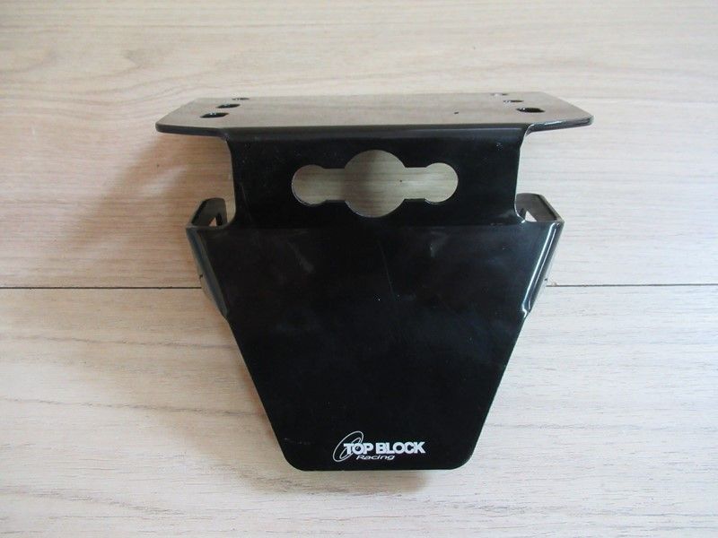 Support de plaque Top Block Suzuki GSXR600/750 2004