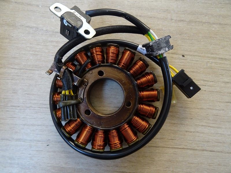 Stator Suzuki 125, 200cc Burgman 2011/2013 (32101-03H01)