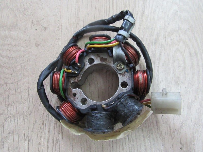 Stator d'alternateur Honda 125 NSR (TC01) 1985-1990