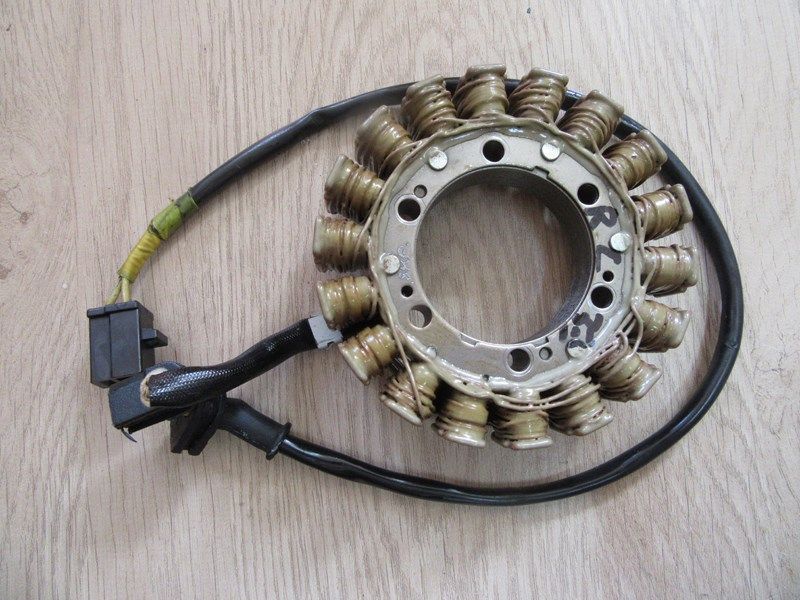 Stator d'alternateur Honda NTV 650 REVERE 1988-1997 (RC33) 31120MZ6611