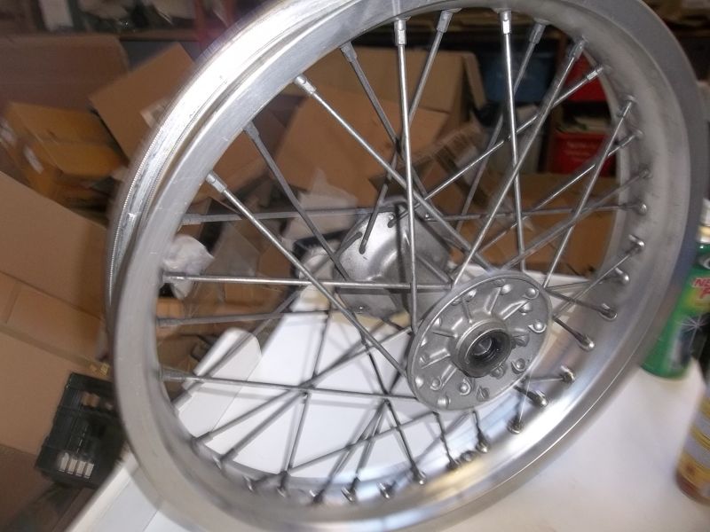 Jante avant Yamaha 125 TW