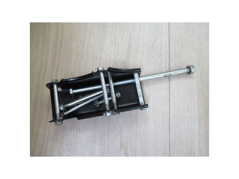 Supports moteur Honda 125 CBF 2009-2013