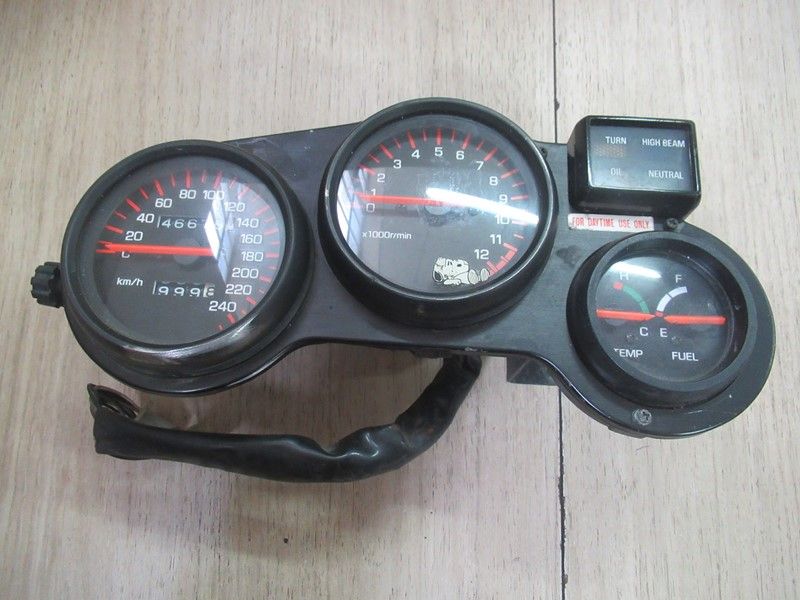 Tableau de bord Yamaha 750 FZ (2MG) 1987-1988 – 46678 km