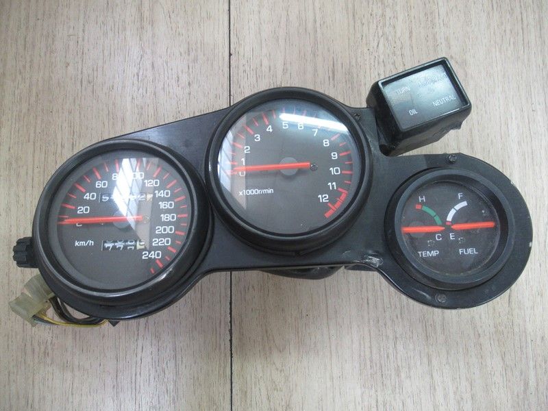 Tableau de bord Yamaha 750 FZ (2MG) 1987-1988 – 57 262 km