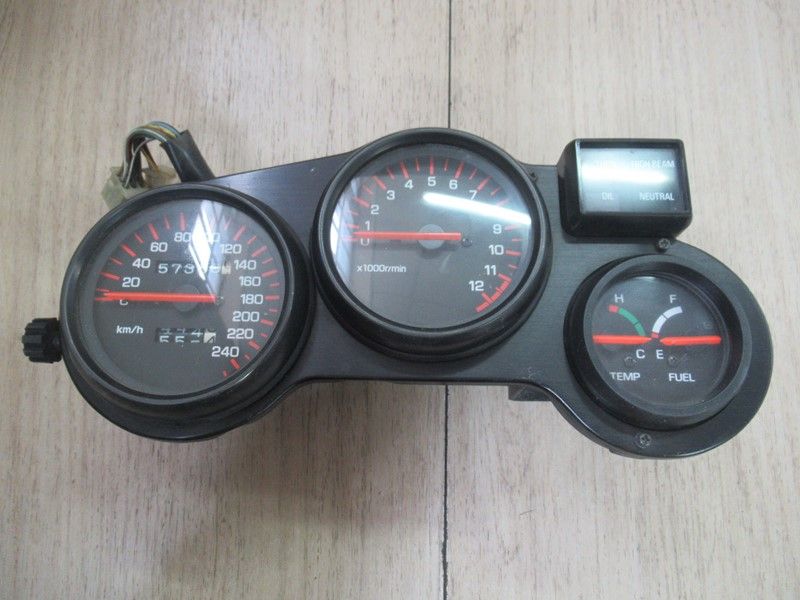 Tableau de bord Yamaha 750 FZ (2MG) 1987-1988 – 57308 km