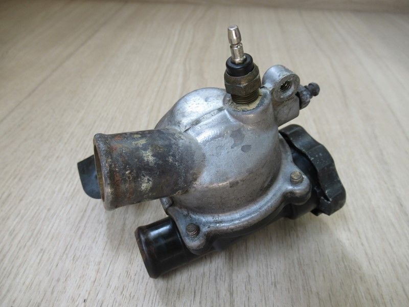 Thermostat complet Kawasaki ZZR1100 (ZXT10D) 1993-1999