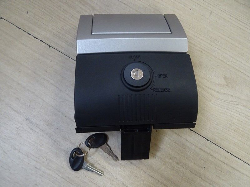Bloc serrure top case modele 50l origine Piaggio PIAGGIO 125-350-500 X10 2012+, 300-350-500 MP3 2016+ (605704M)