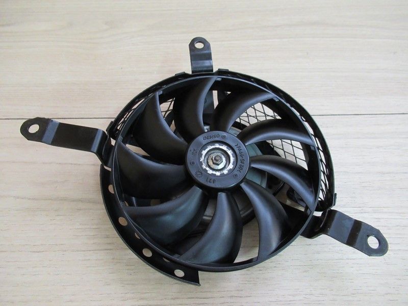 Ventilateur droit Suzuki GSX1300 B-King 2008-2012