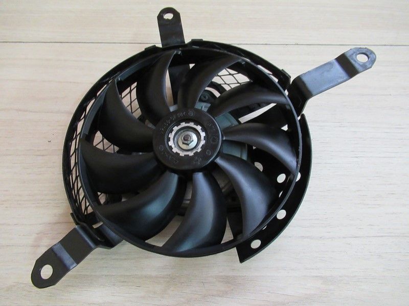 Ventilateur gauche Suzuki GSX1300 B-King 2008-2012