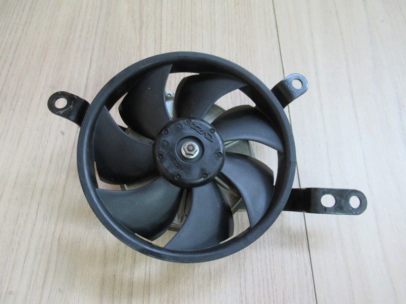 Ventilateur gauche Yamaha R1 2004-2006