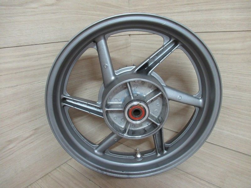 Jante arrière pour PC26 Honda CB 500 1994-1996